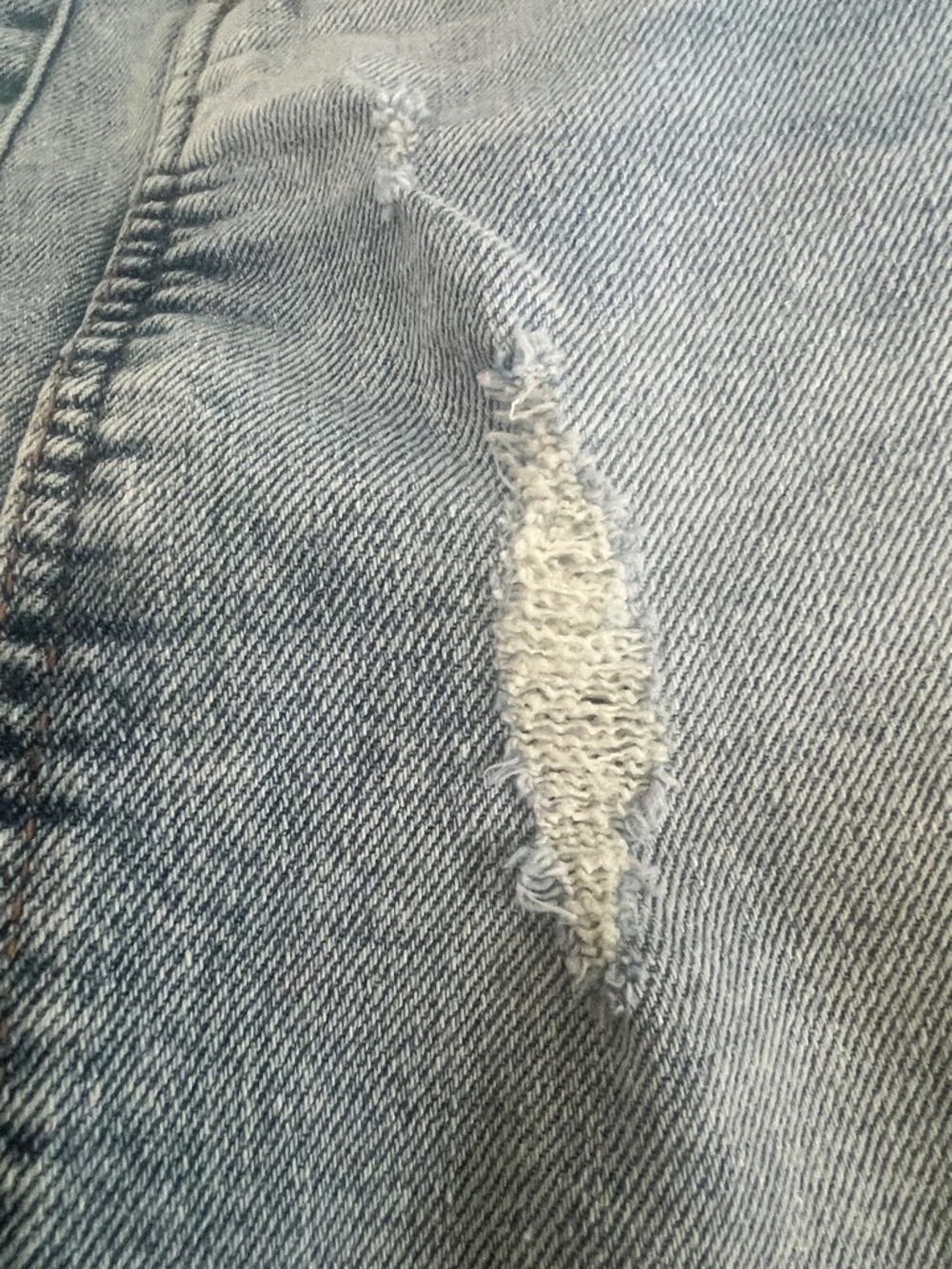 BCBGeneration - BARREL LEG Light Blue Boyfriend Jeans 👖 frayed hem - Picture 5 of 11